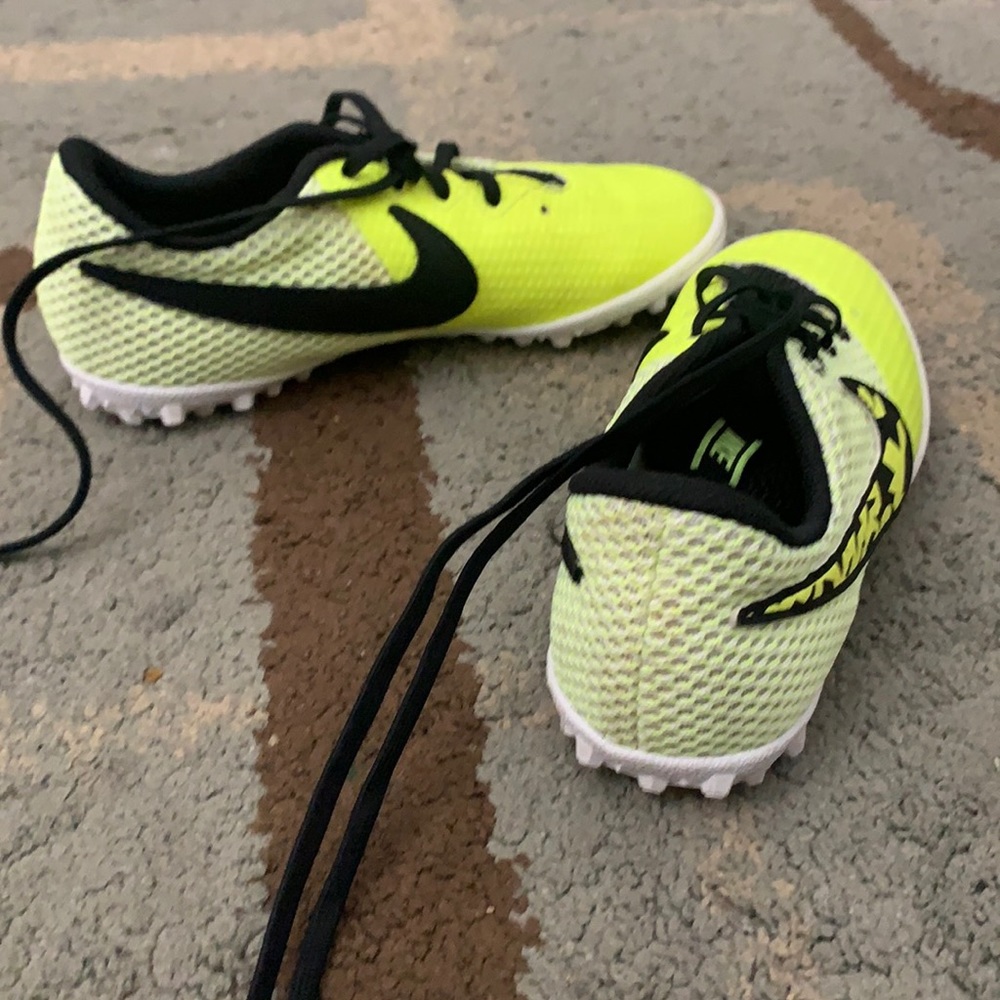 Bright Green Nike Kelts